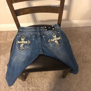 MISS ME JEANS Shimmer Cross Studded Rhinestone